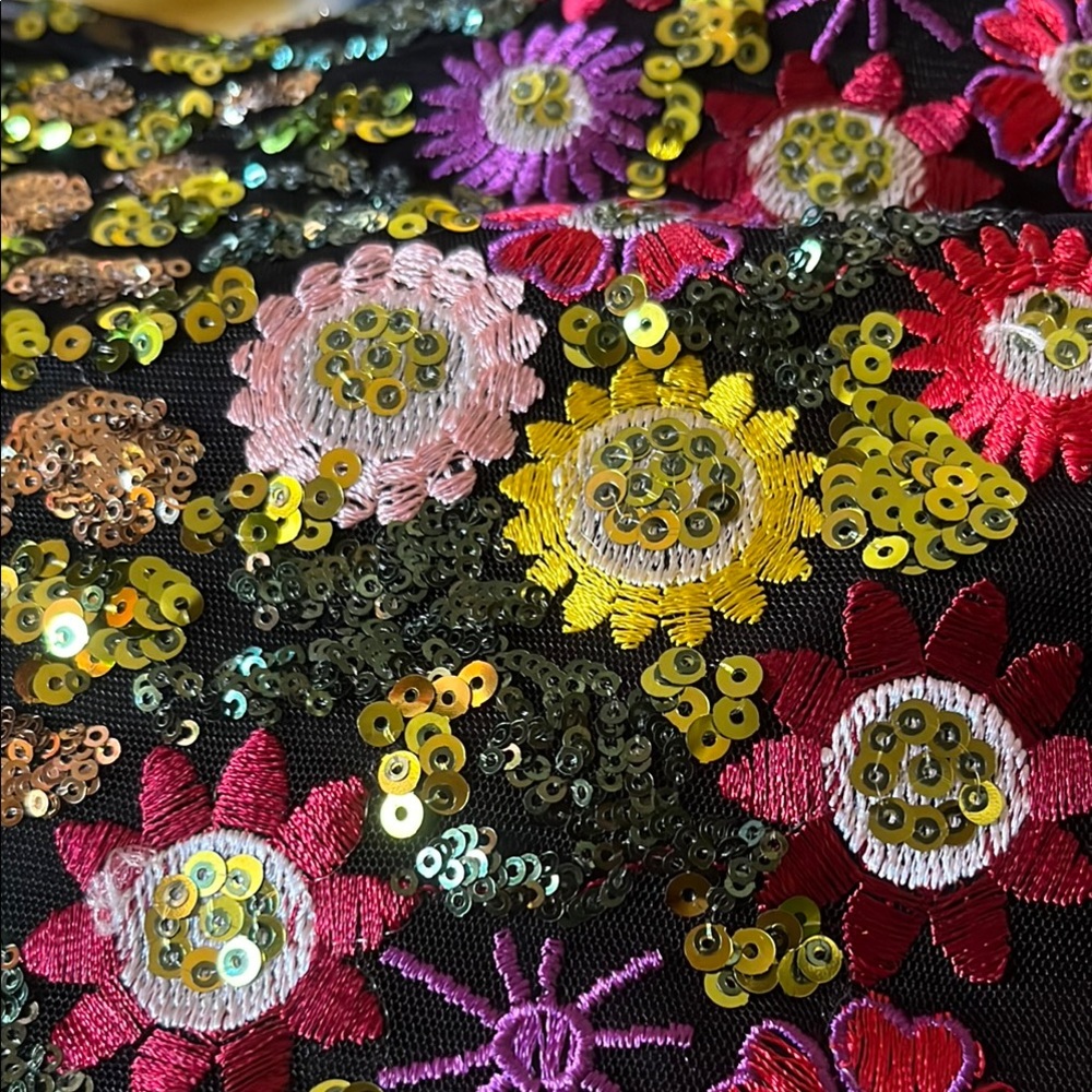 OFFERS WELCOMED Lovers + Friends Floral Sequin Maxi Dress SIZE XS - Picture 2 of 2